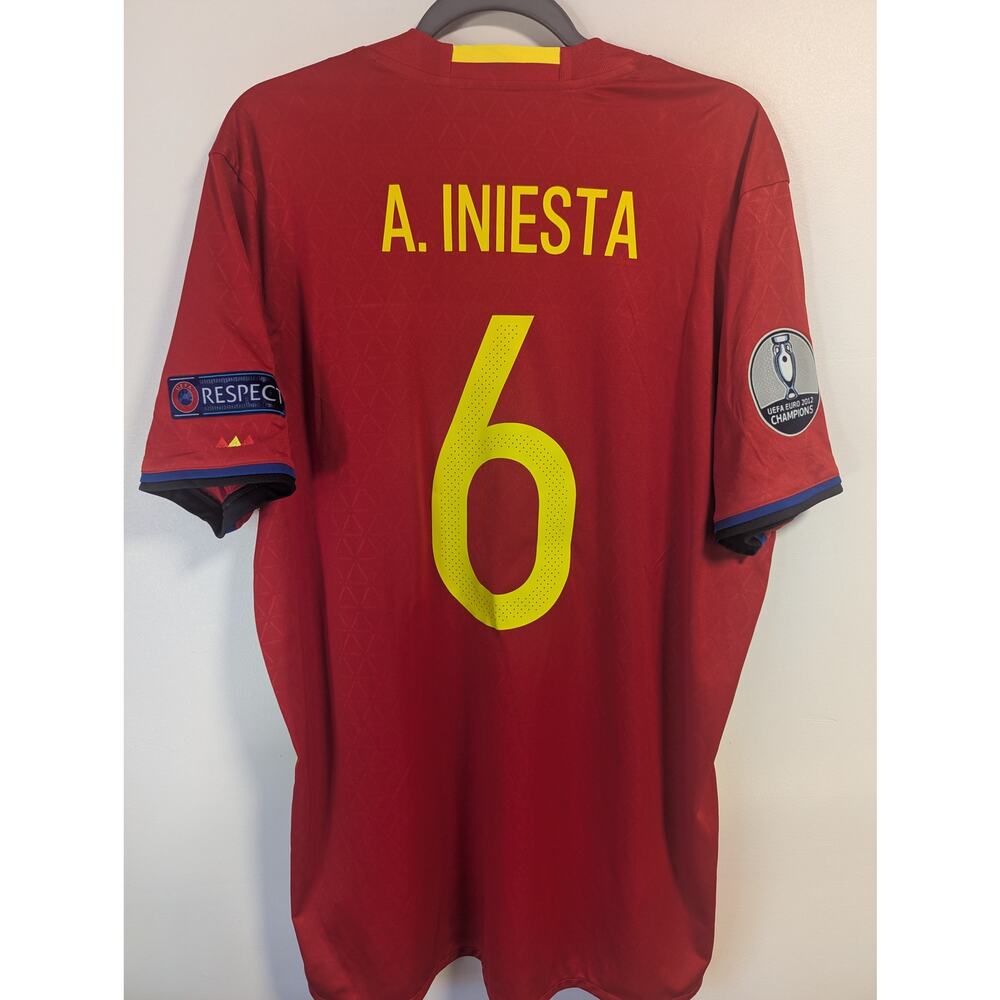 Spain Iniesta Jersey XL Euro 2016 Soccer Shirt